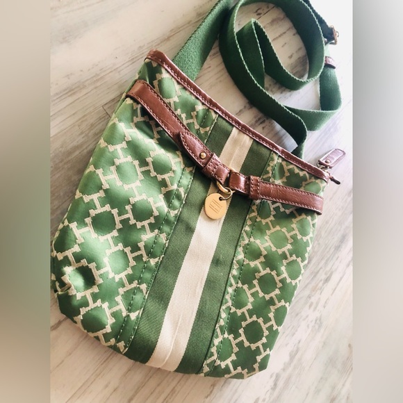 Tommy Hilfiger Crossbody - Picture 2 of 8